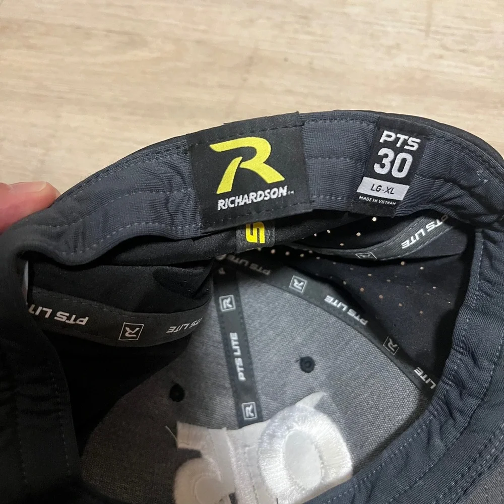 015 O-ONE FIVE NUTRITION Black‎ Yellow Stretch Fit Hat LG-XL Richardson PTS 30